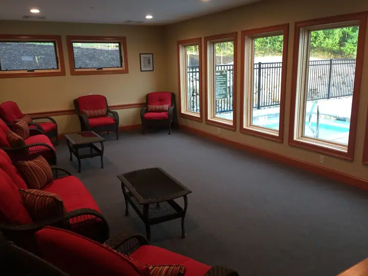 Indoor seating in clubhouse