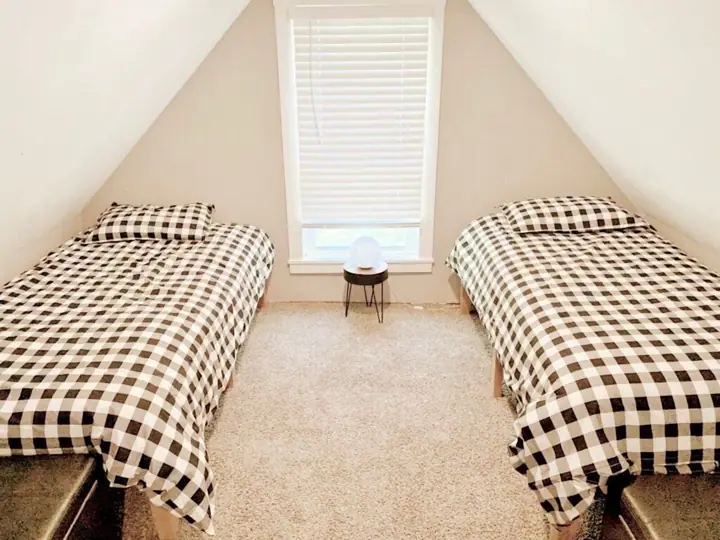 Upper level great kids room