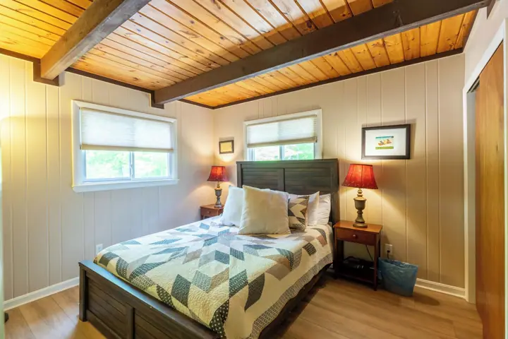 Queen bedroom on main floor