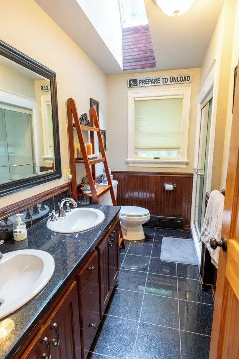 Main floor bathroom
